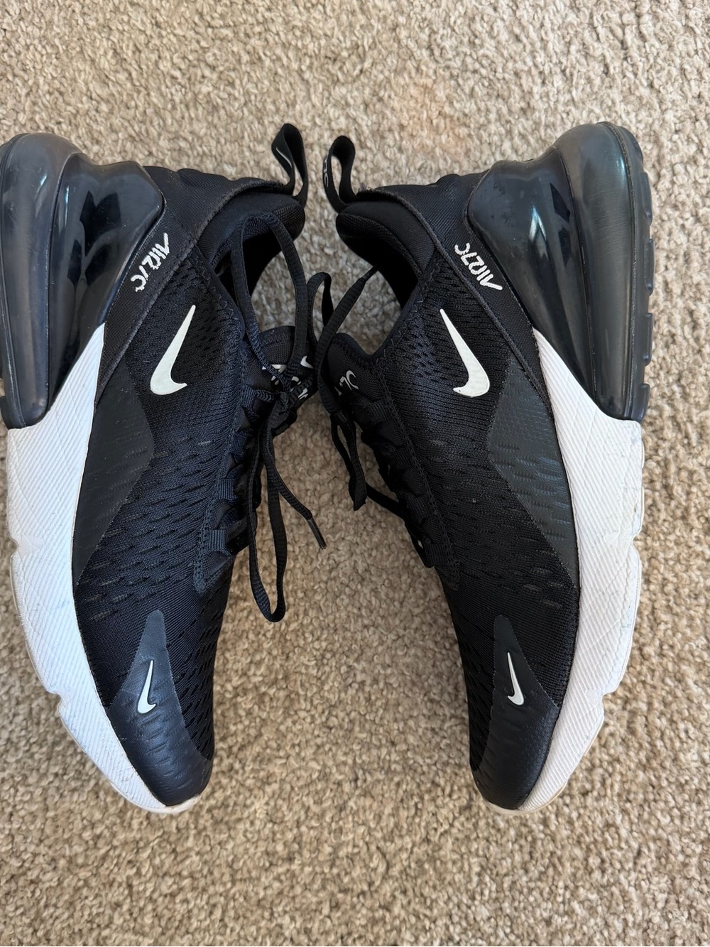 Nike Air Max 270 Sneaker - Picture 5 of 10